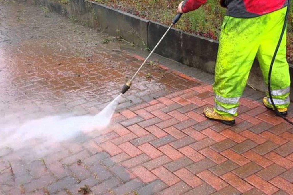 Clean paver surface improving curb appeal