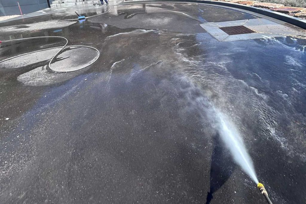 Slip-resistant clean concrete surface